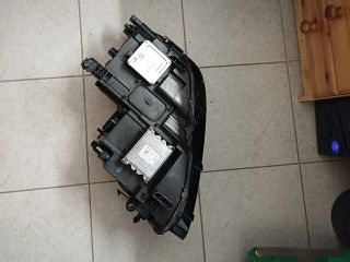 bontott VW TIGUAN Jobb Ledes Fényszóró