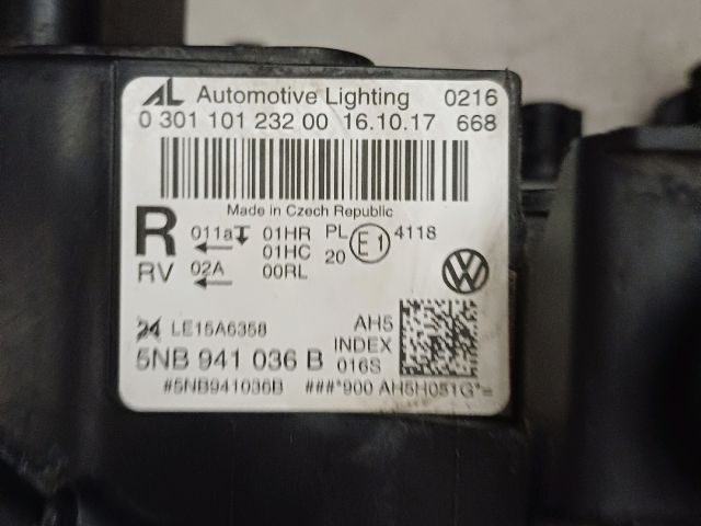 bontott VW TIGUAN Jobb Ledes Fényszóró