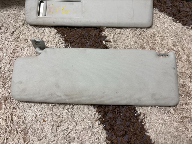 bontott VW TIGUAN Jobb Napellenző