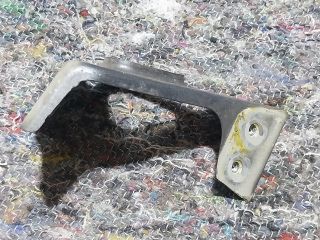 bontott VW TIGUAN Jobb Sárvédő Oldaltartó