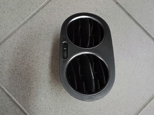 bontott VW TIGUAN Jobb Szellőző