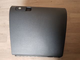 bontott VW TIGUAN Kesztyűtartó Ajtó