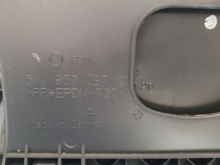 bontott VW TIGUAN Kesztyűtartó Ajtó