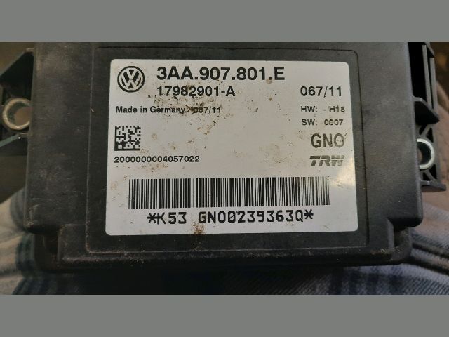 bontott VW TIGUAN Kézifék Elektronika