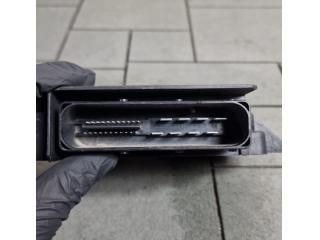 bontott VW TIGUAN Kézifék Elektronika