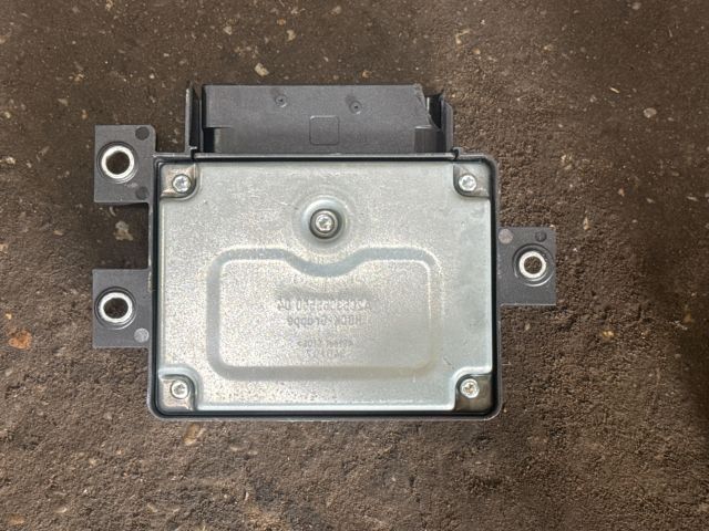 bontott VW TIGUAN Kézifék Elektronika