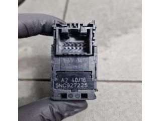 bontott VW TIGUAN Kézifék Kapcsoló