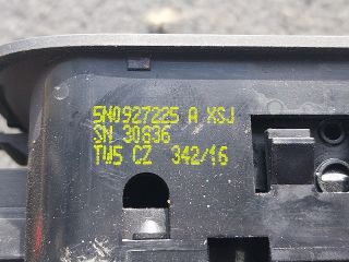 bontott VW TIGUAN Kézifék Kapcsoló