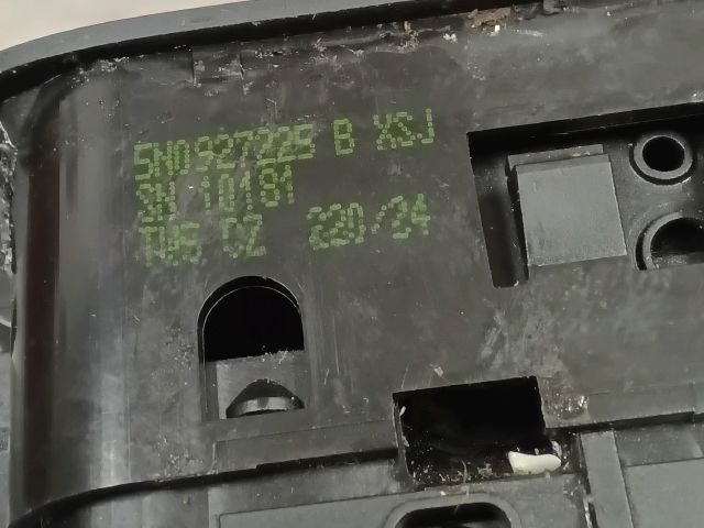 bontott VW TIGUAN Kézifék Kapcsoló