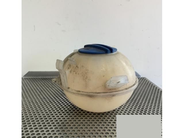 bontott VW TIGUAN Kiegyenlítő Tartály