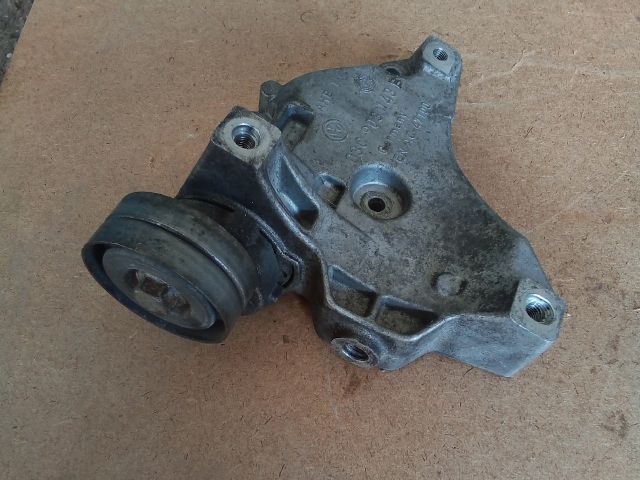 bontott VW TIGUAN Klíma Tartó Bak