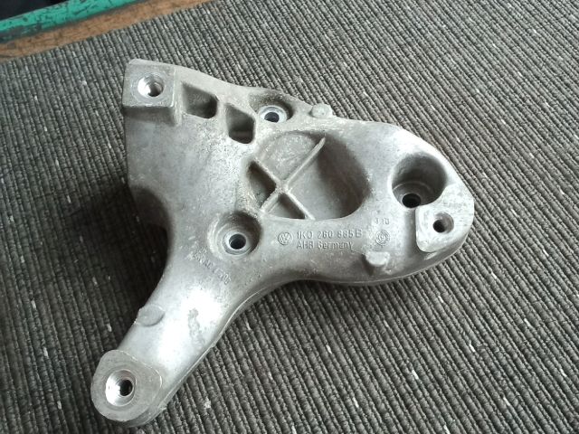 bontott VW TIGUAN Klímakompresszor Tartó Bak