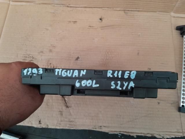 bontott VW TIGUAN Komfort Elektronika