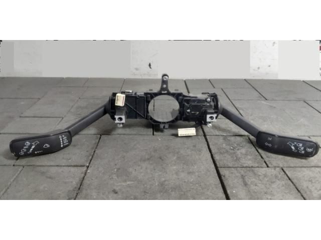 bontott VW TIGUAN Komplett Kormánykapcsoló (Bajuszkapcsoló)