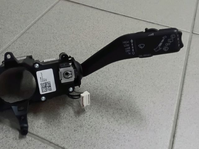 bontott VW TIGUAN Komplett Kormánykapcsoló (Bajuszkapcsoló)