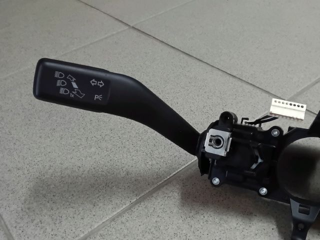 bontott VW TIGUAN Komplett Kormánykapcsoló (Bajuszkapcsoló)