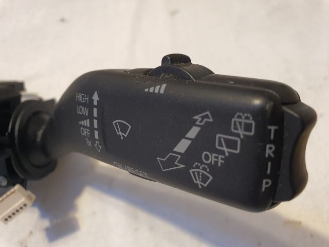 bontott VW TIGUAN Komplett Kormánykapcsoló (Bajuszkapcsoló)