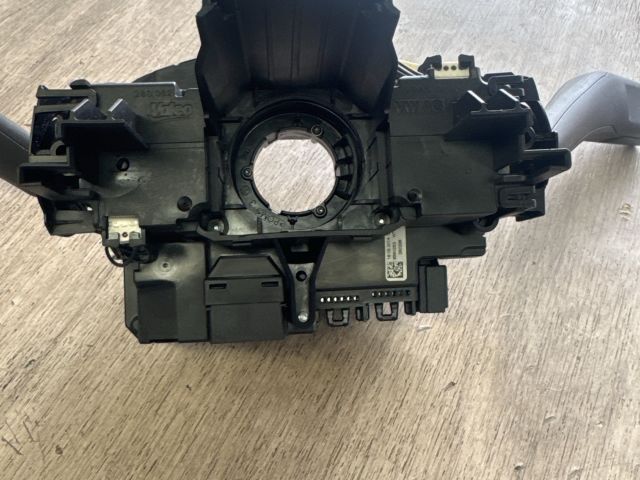 bontott VW TIGUAN Komplett Kormánykapcsoló (Bajuszkapcsoló)