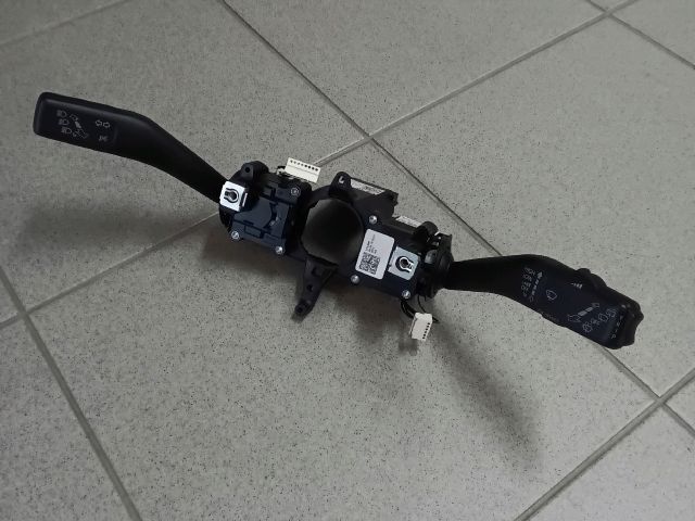 bontott VW TIGUAN Komplett Kormánykapcsoló (Bajuszkapcsoló)