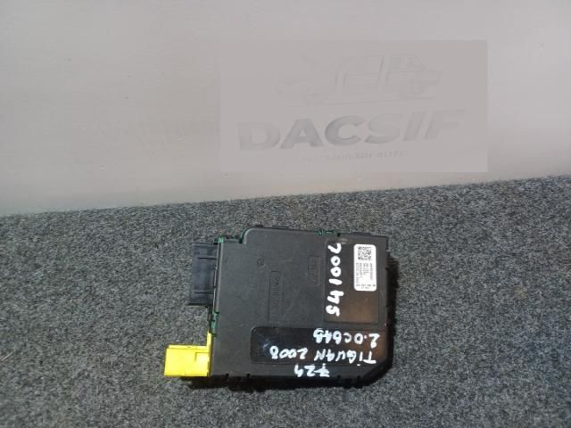 bontott VW TIGUAN Kormányoszlop Vezérlő