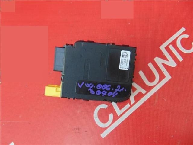 bontott VW TIGUAN Kormányoszlop Vezérlő