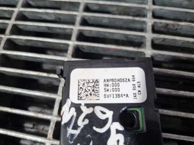 bontott VW TIGUAN Kormányszög Jeladó