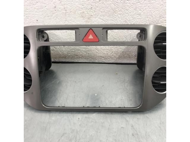 bontott VW TIGUAN Középső Szellőző