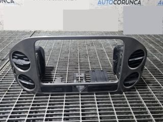 bontott VW TIGUAN Középső Szellőző