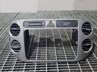 bontott VW TIGUAN Középső Szellőző