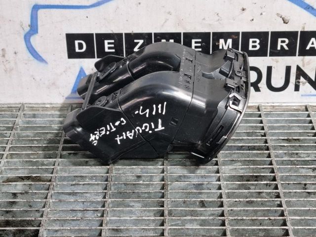 bontott VW TIGUAN Középső Szellőző