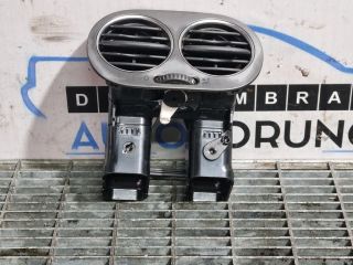 bontott VW TIGUAN Középső Szellőző