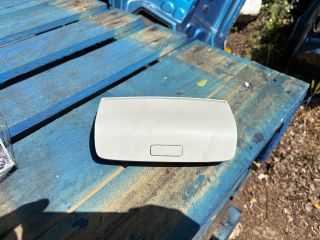 bontott VW TIGUAN Középső Szemüvegtartó