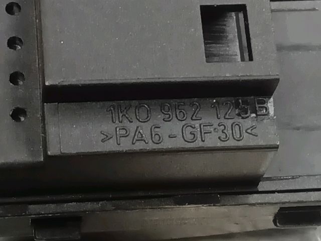 bontott VW TIGUAN Központizár Kapcsoló