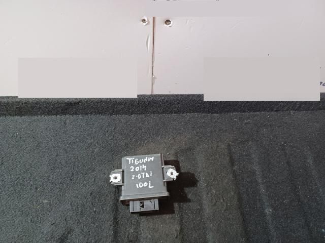 bontott VW TIGUAN Lámpa Vezérlő