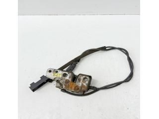 bontott VW TIGUAN Motorháztető Zárszerkezet