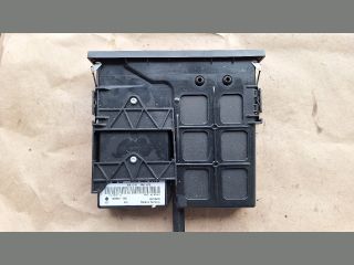 bontott VW TIGUAN Multimédia Vezérlő