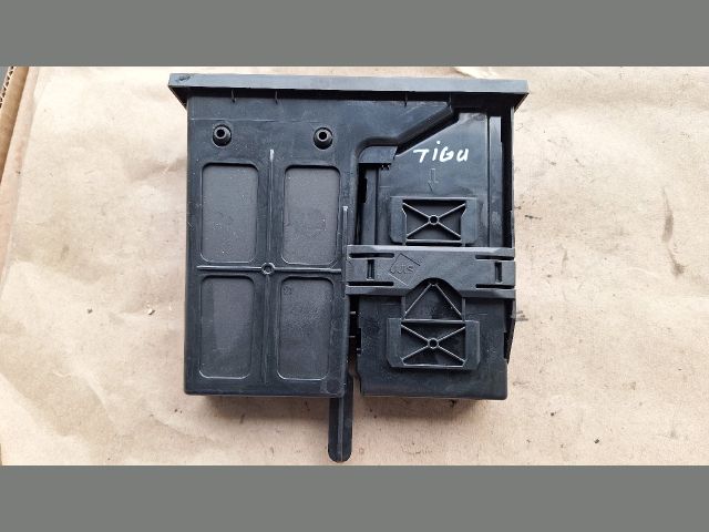 bontott VW TIGUAN Multimédia Vezérlő