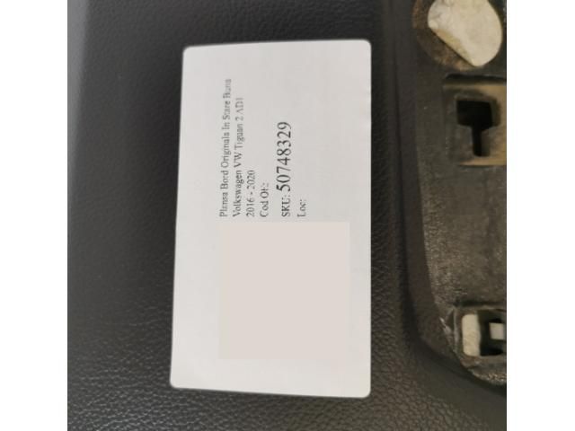 bontott VW TIGUAN Műszerfal Héj