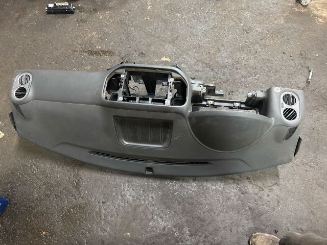 bontott VW TIGUAN Műszerfal Héj