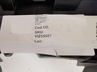 bontott VW TIGUAN Műszerfal Héj