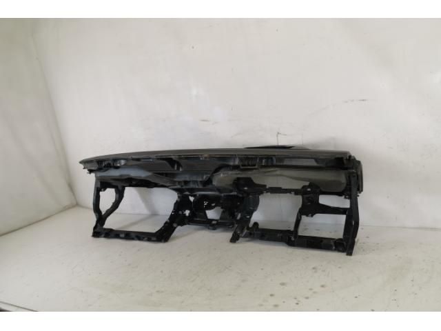 bontott VW TIGUAN Műszerfal Héj