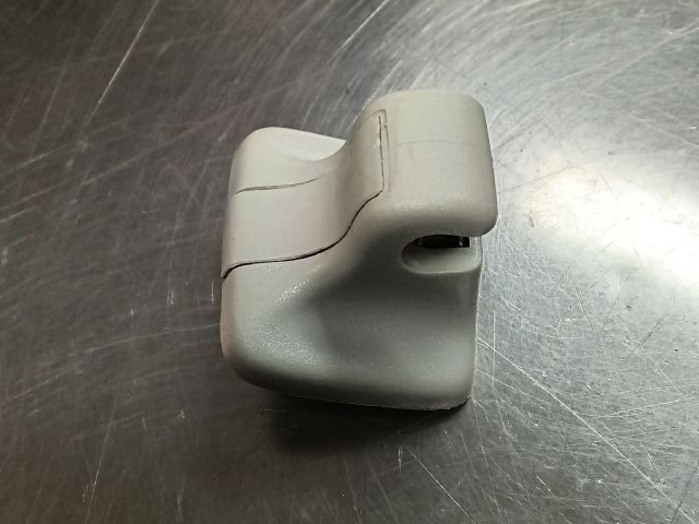 bontott VW TIGUAN Napellenző Tartó (Pozíciófüggetlen)