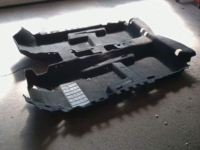 bontott VW TIGUAN Padlószőnyeg