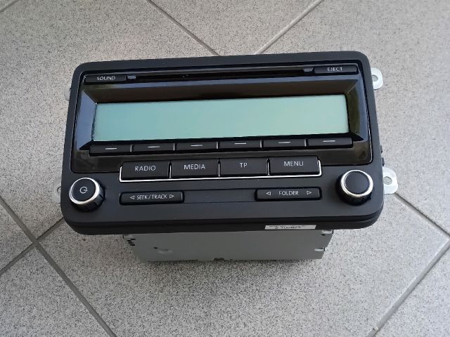 bontott VW TIGUAN Rádió / CD