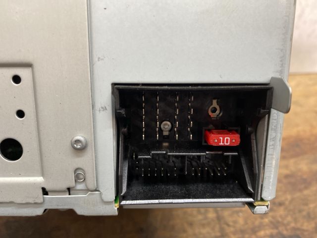 bontott VW TIGUAN Rádió / CD