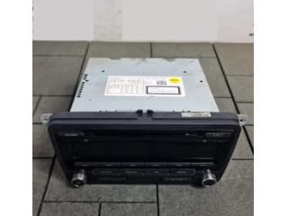 bontott VW TIGUAN Rádió / CD