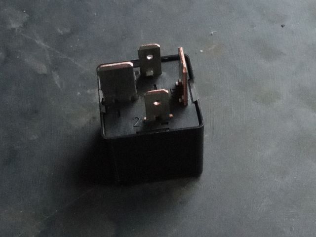 bontott VW TIGUAN Relé