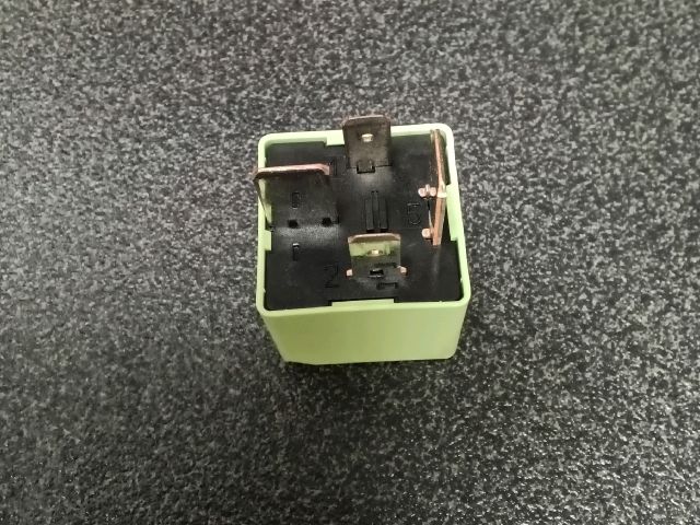 bontott VW TIGUAN Relé