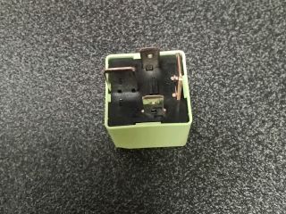 bontott VW TIGUAN Relé