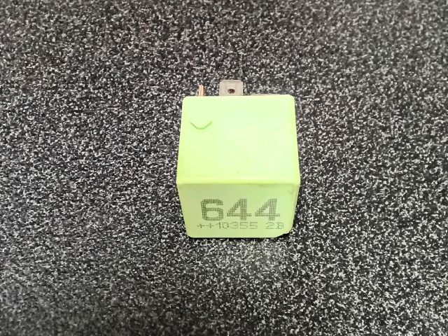 bontott VW TIGUAN Relé